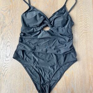 CUPSHIE Black One Piece Swimsuit Cutout Ring Detail Adjustable Straps Women's L